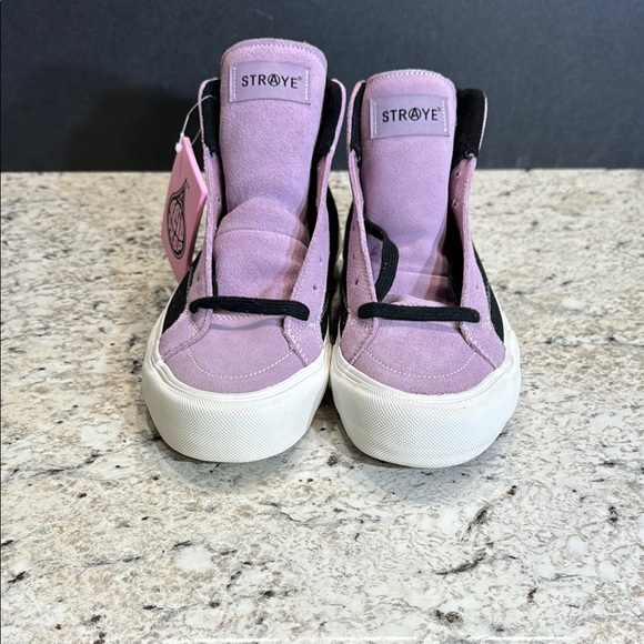 Straye Highland Purple/Black High Top Skate Shoe Men’s Size 9 US. NWOT. - Picture 2 of 9